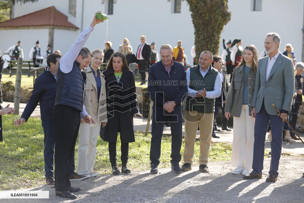 Spanish Royals Arrive In Arroes
