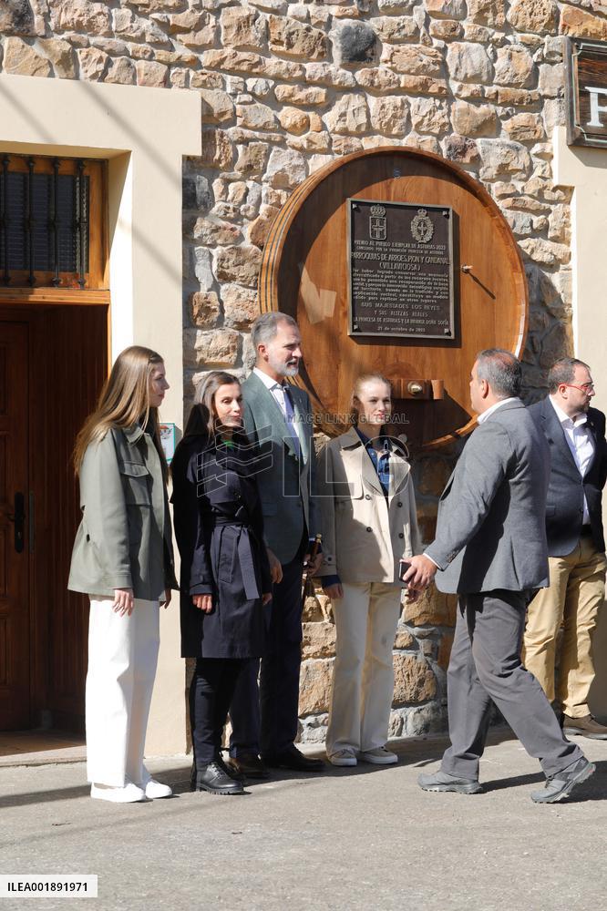 Spanish Royals Arrive In Arroes