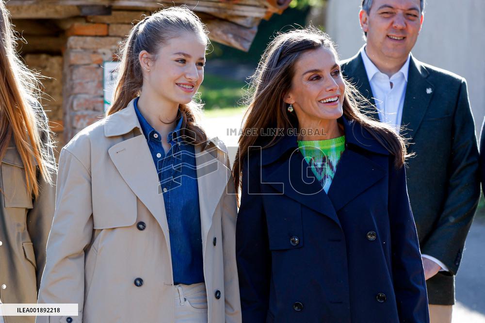 Spanish Royals Arrive In Arroes