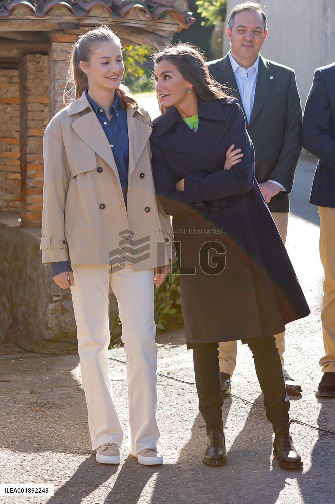 Spanish Royals Arrive In Arroes
