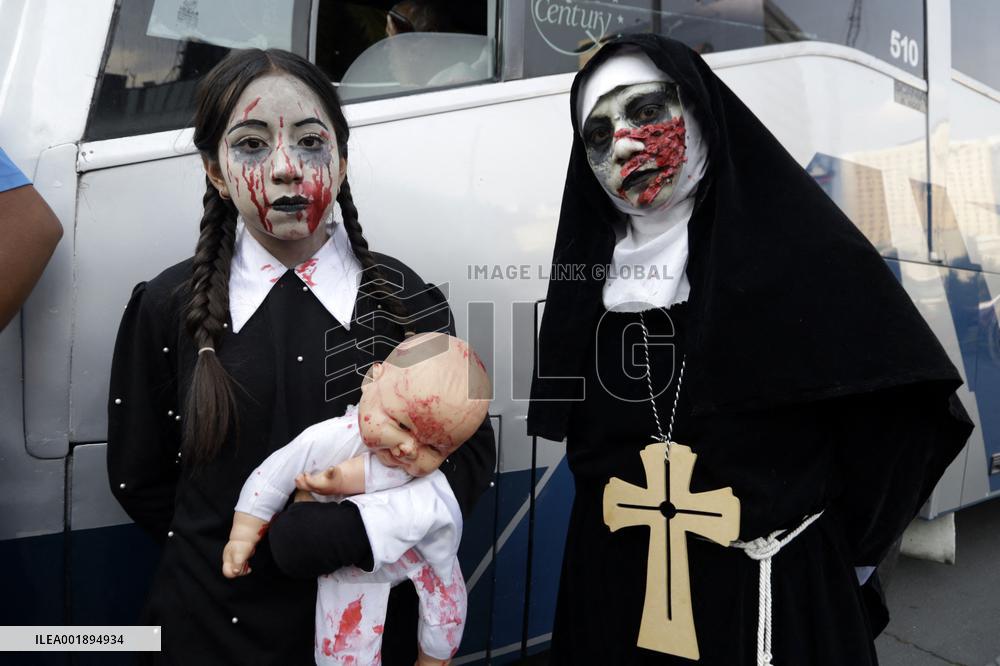 Zombie March - Mexico