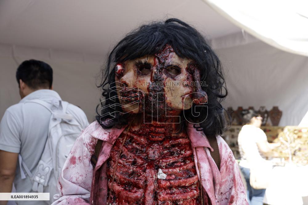 Zombie March - Mexico