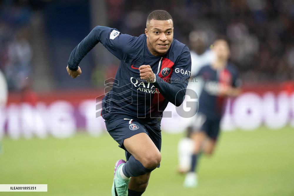 Ligue 1 match between, Paris Saint Germain  PSG v RC Strasbourg