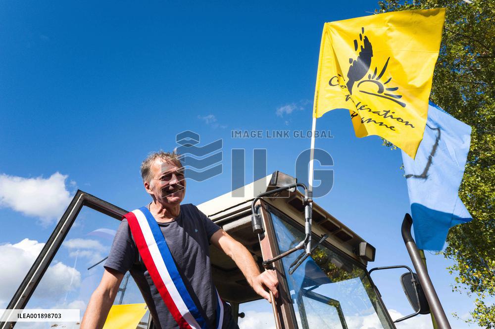 A69 Freeway Protest - Saix