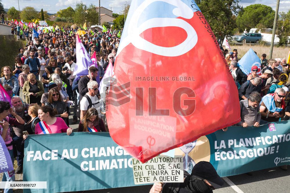 A69 Freeway Protest - Saix