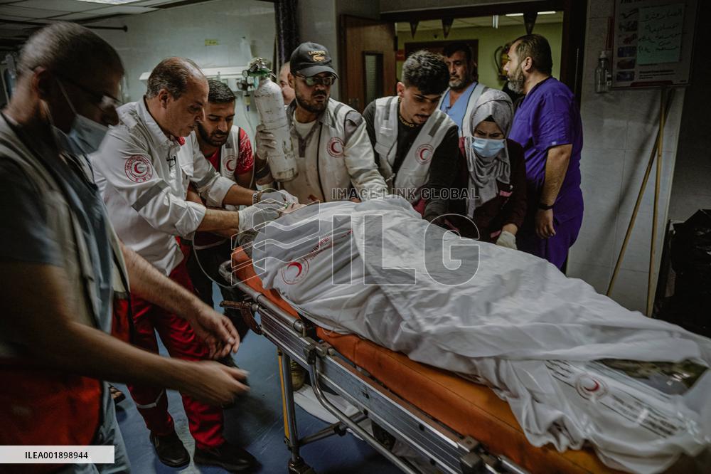 Dead And Wounded Strain Hospitals - Gaza