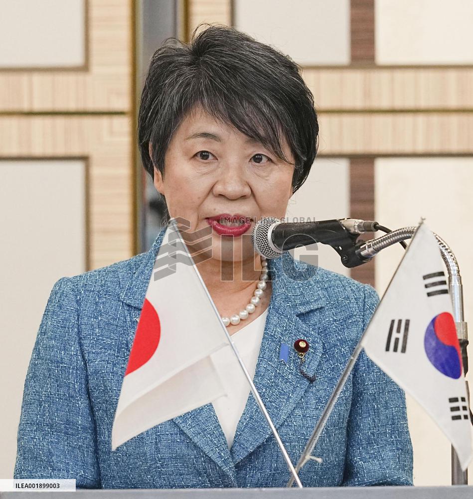 Japan, S. Korea hold cooperation panel meet in Tokyo