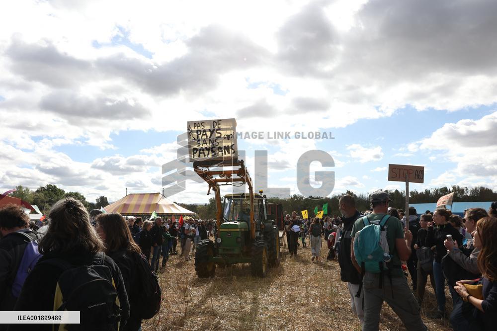 A69 Freeway Protest - Saix