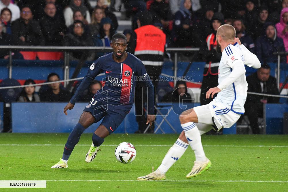 Ligue 1 - PSG v Strasbourg