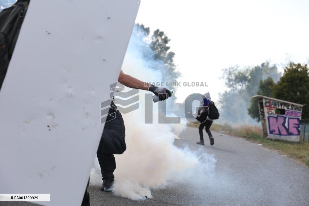 A69 Freeway Protest - Saix