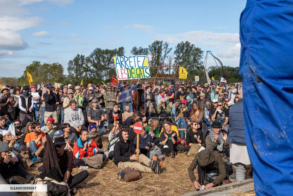 A69 Freeway Protest - Saix