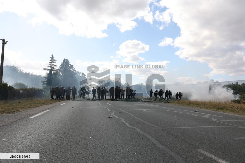 A69 Freeway Protest - Saix