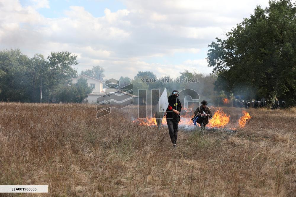 A69 Freeway Protest - Saix