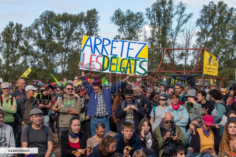 A69 Freeway Protest - Saix
