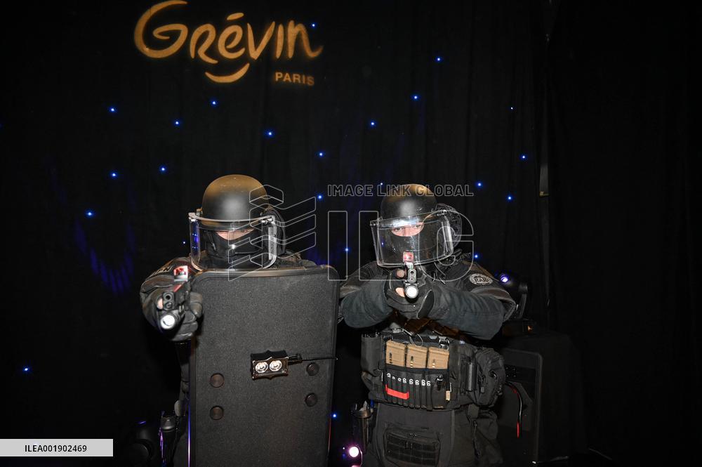 Special Police Unit Wax Figures - Paris