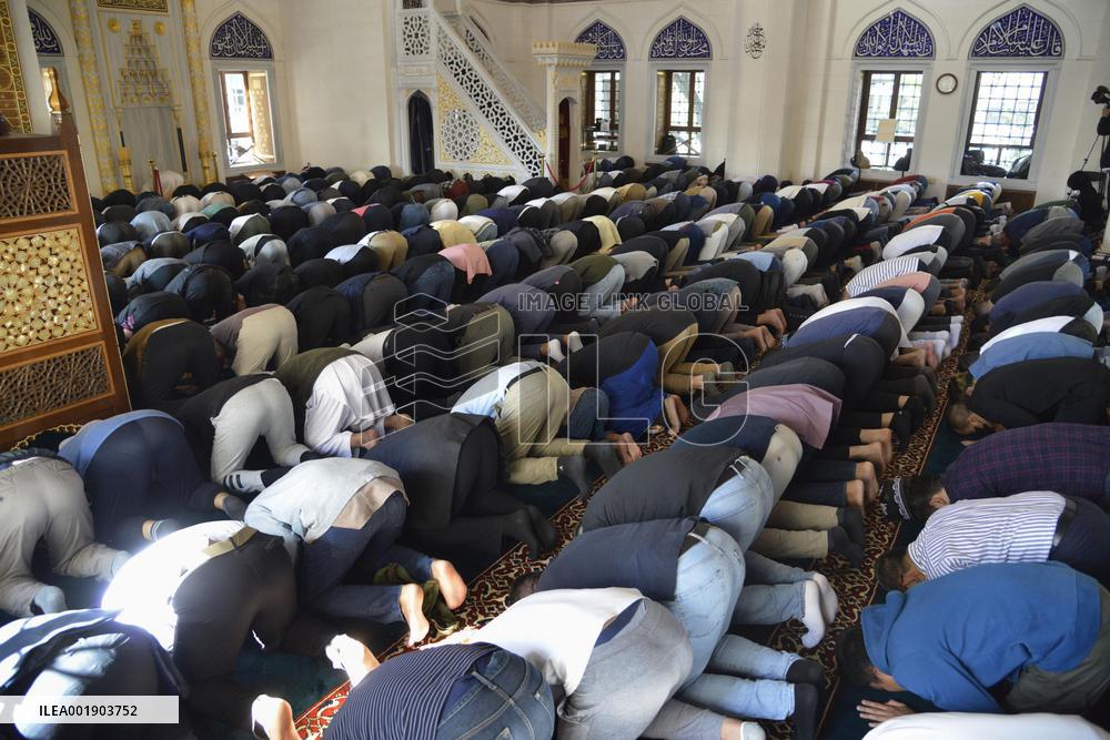 Muslims in Tokyo pray for Gaza