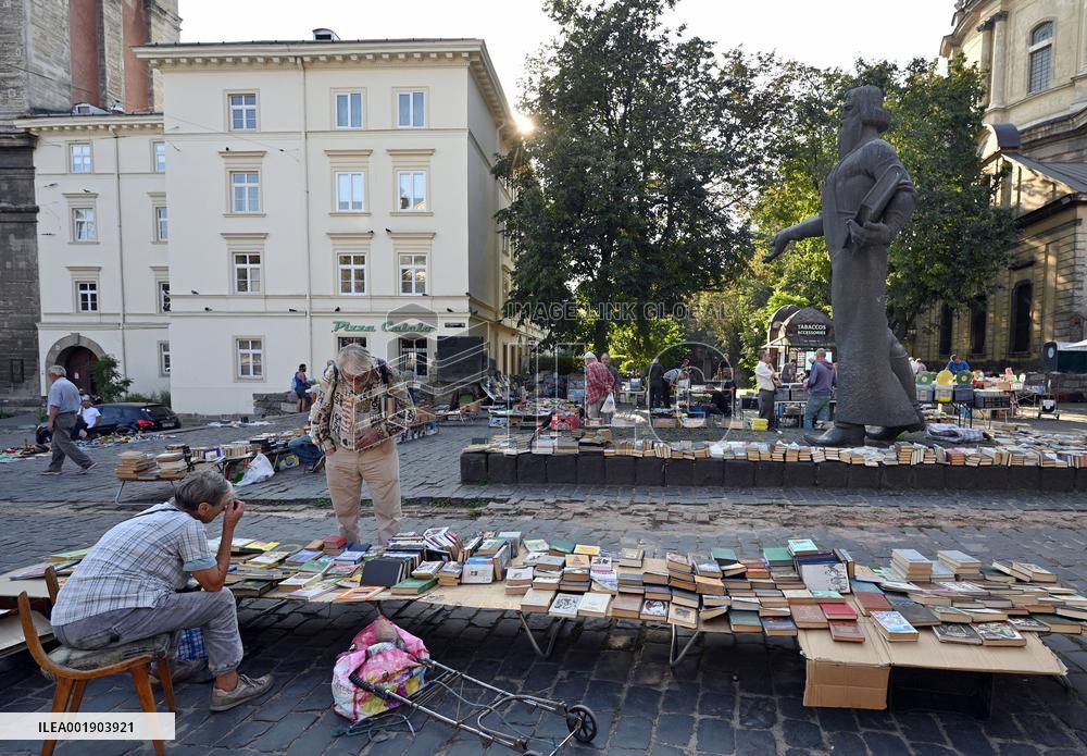 Flea book market in Lviv