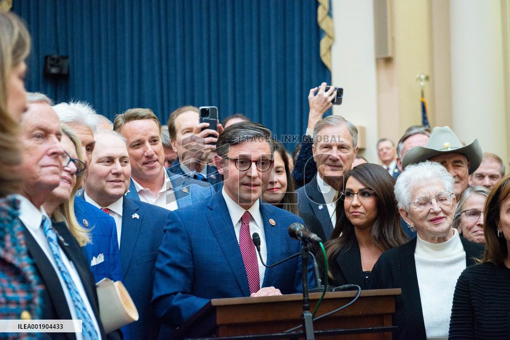 Republicans Nominate Mike Johnson For House Speaker - Washington