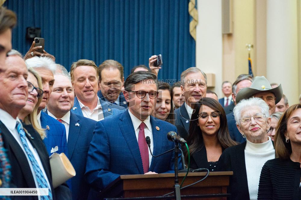 Republicans Nominate Mike Johnson For House Speaker - Washington