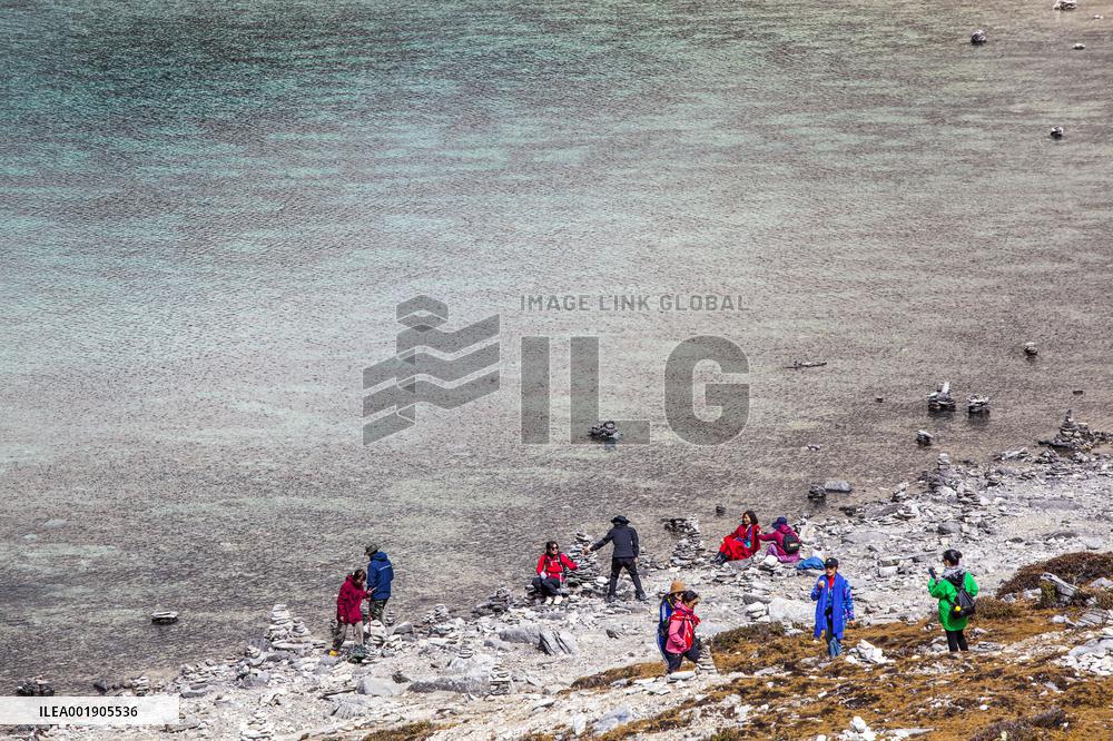 Colored Sea landscape in Ganzi