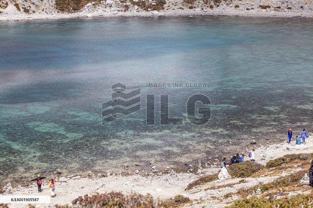 Colored Sea landscape in Ganzi