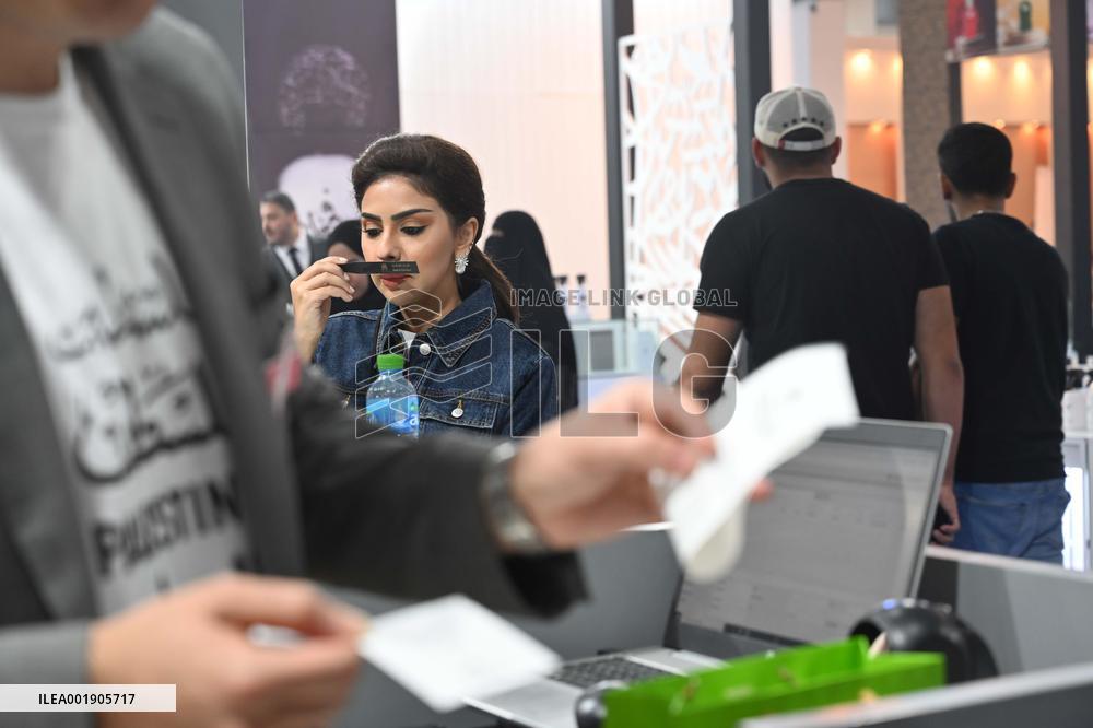KUWAIT-HAWALLI GOVERNORATE-PERFUMES EXHIBITION