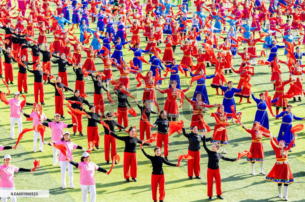 Andai Dance Performance in Hohhot