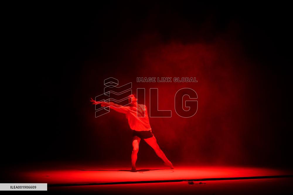 MEXICO-MEXICO CITY-BEIJING DANCE THEATER-PERFORMANCE