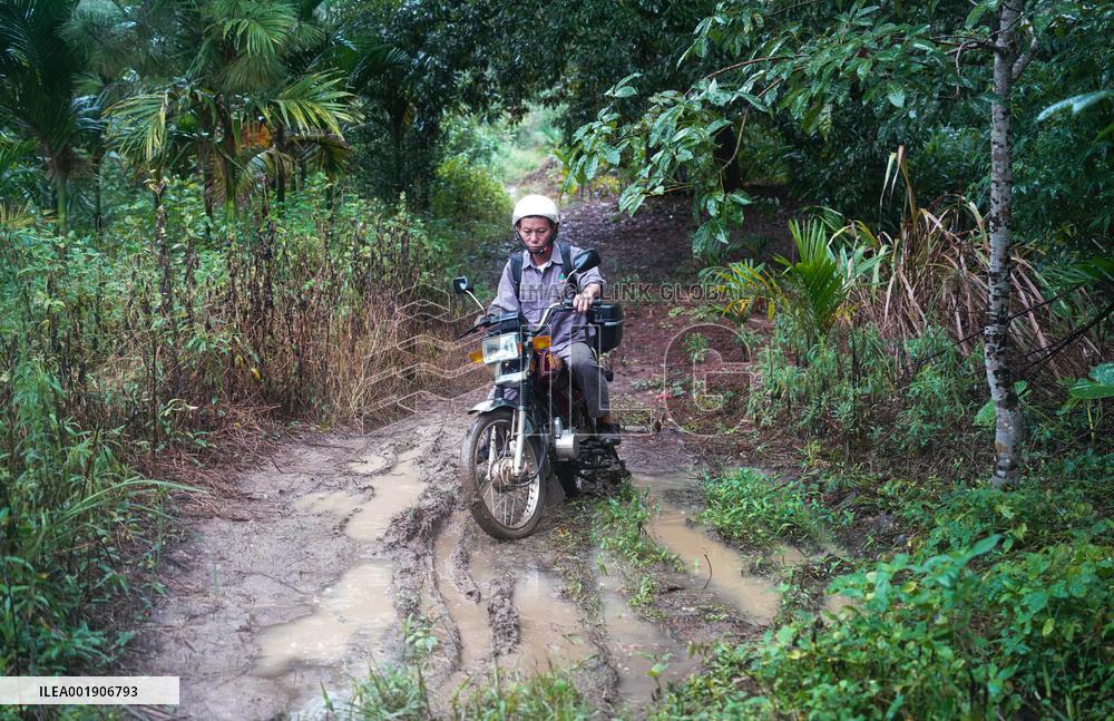 CHINA-HAINAN-HAINAN GIBBONS-RANGER (CN)