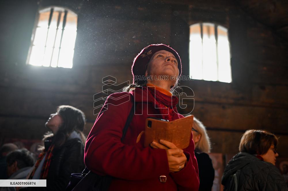 Oldest wooden church of Ukraine in Stara Skvariava village