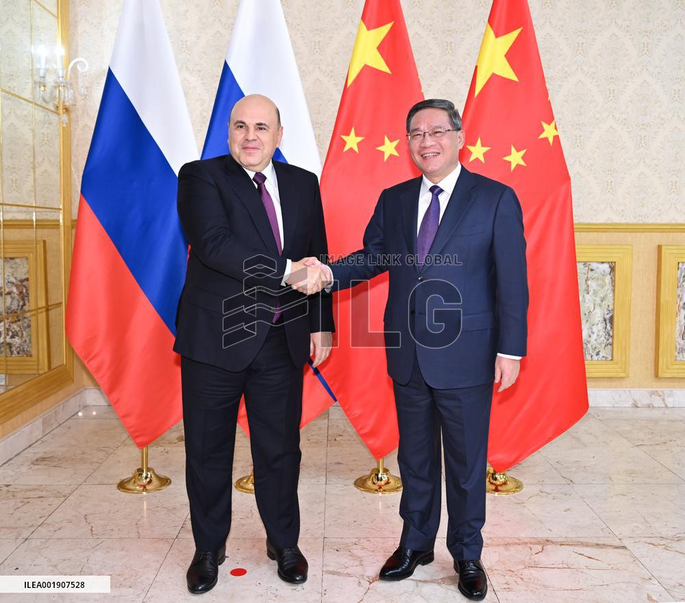 KYRGYZSTAN-BISHKEK-CHINESE PREMIER-LI QIANG-RUSSIAN PM-MEETING