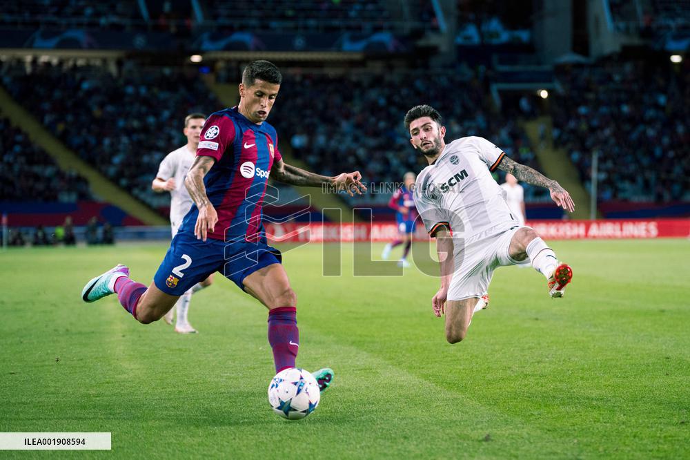 (SP)SPAIN-BARCELONA-FOOTBALL-UEFA CHAMPIONS LEAGUE-BARCELONA VS SHAKHTAR DONETSK