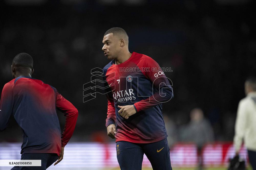 Champions League - PSG v AC Milan