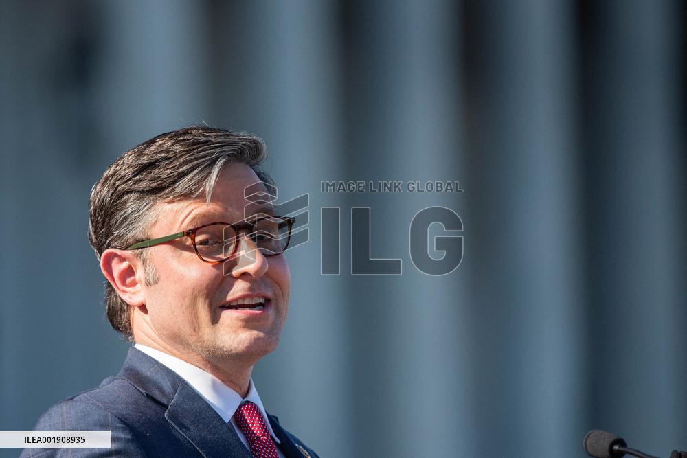 Trump Ally Mike Johnson Elected New House Speaker - Washington