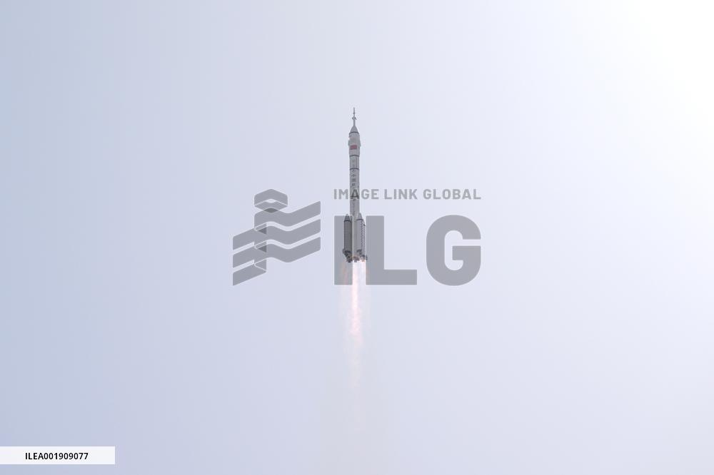 (EyesonSci) CHINA-JIUQUAN-SHENZHOU-17-LAUNCH-SUCCESS (CN)