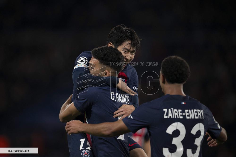Champions League - PSG v AC Milan