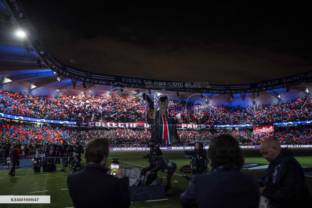 Champions League - PSG v AC Milan