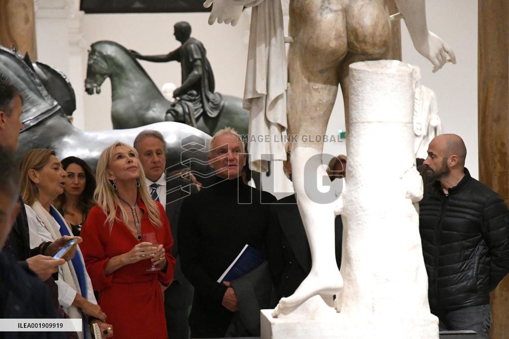 Trudie Styler And Sting At The National Archaeological Museum - Naples