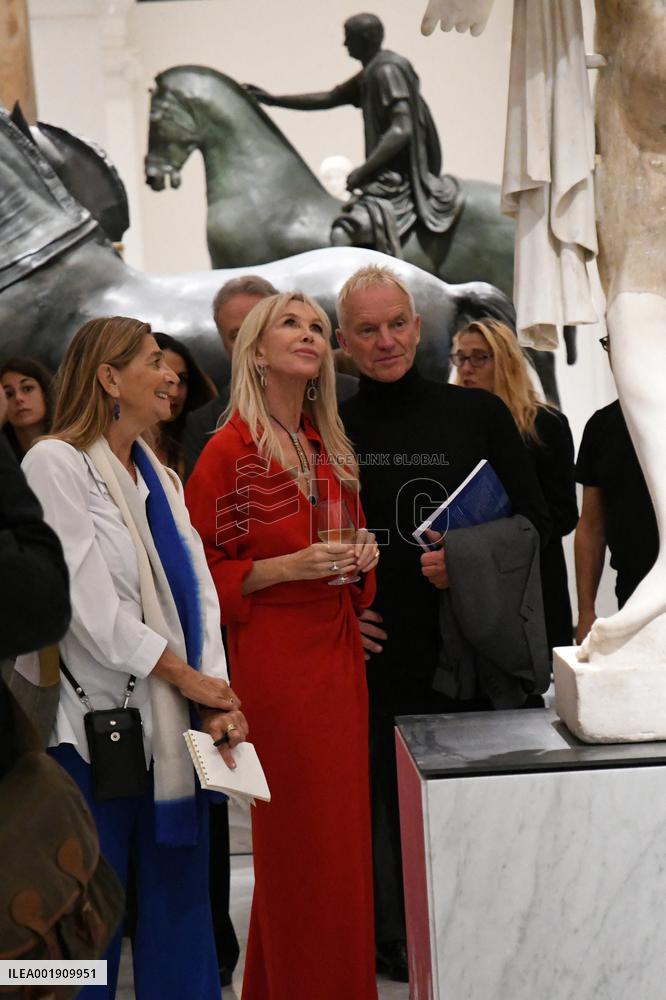 Trudie Styler And Sting At The National Archaeological Museum - Naples