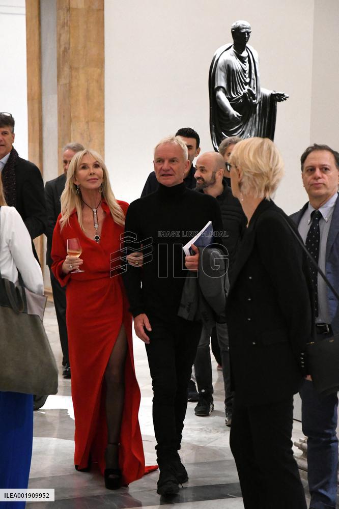 Trudie Styler And Sting At The National Archaeological Museum - Naples