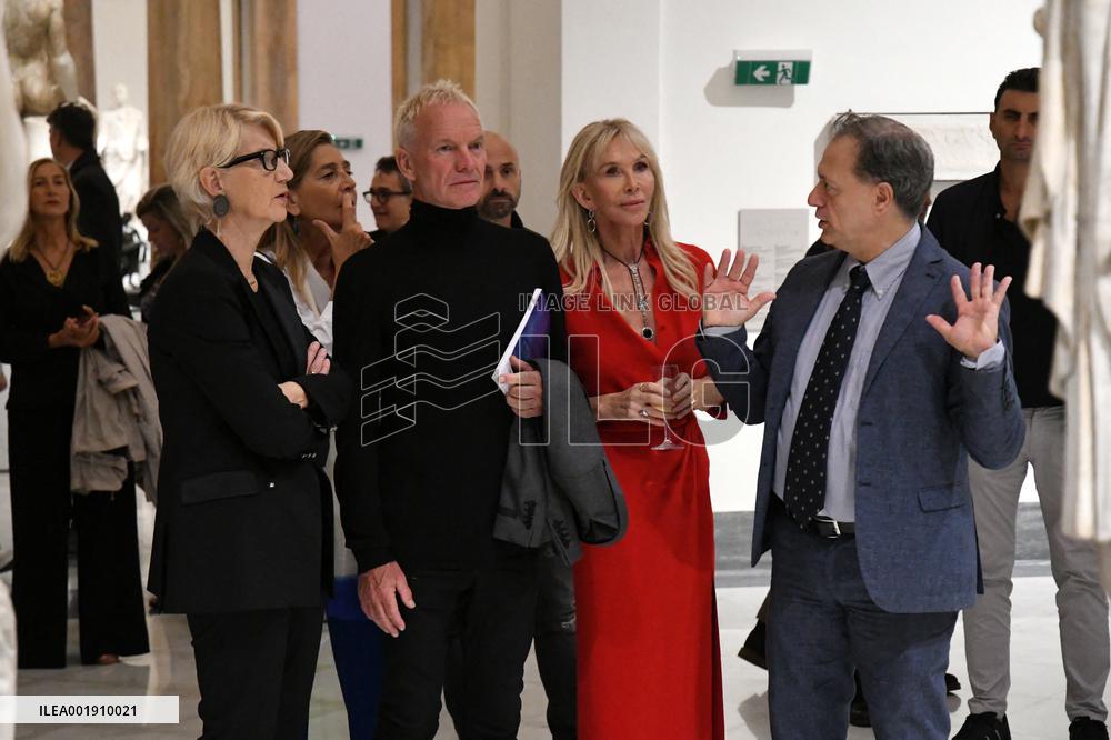 Trudie Styler And Sting At The National Archaeological Museum - Naples