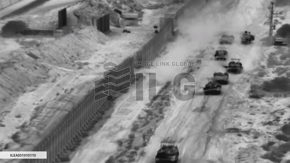 (FOCUS)MIDEAST-PALESTINIAN-ISRAELI CONFLICT-TANKS & INFANTRY-ATTACK