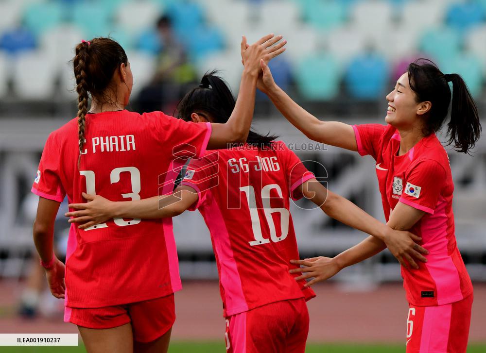 (SP)CHINA-XIAMEN-FOOTBALL-OLYMPIC GAMES ASIAN QUALIFIERS-KOR VS THA(CN)
