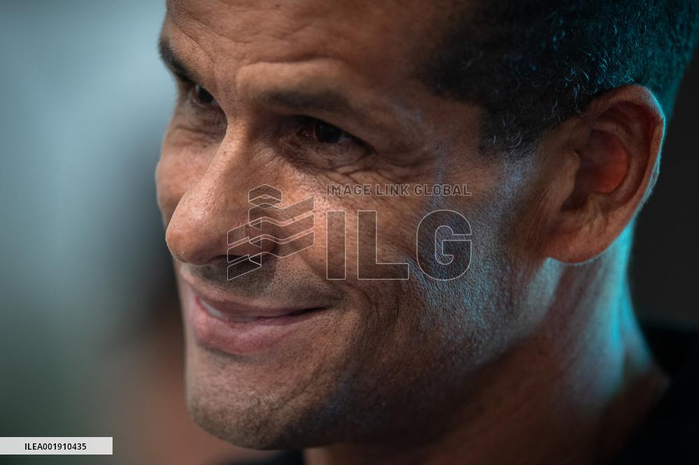 (SP)CHINA-DAYE-FOOTBALL-RIVALDO(CN)