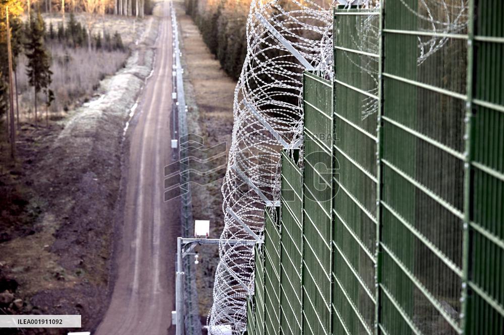 Rajavartiolaitoksen mediatilaisuus Suomen ja Venäjän välisestä esteaidasta