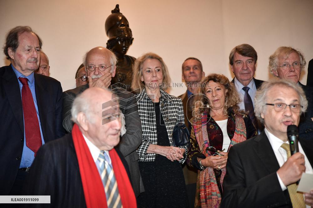 Proclamation Of The Novel Award - Paris