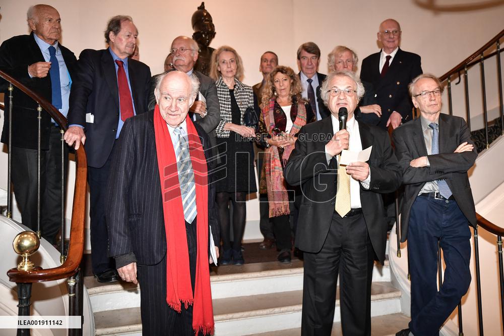 Proclamation Of The Novel Award - Paris