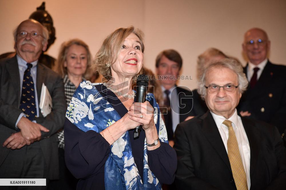 Proclamation Of The Novel Award - Paris