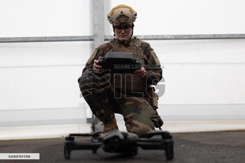Elisabeth Borne inaugurates the French Army drone school - Chaumont-Semoutiers