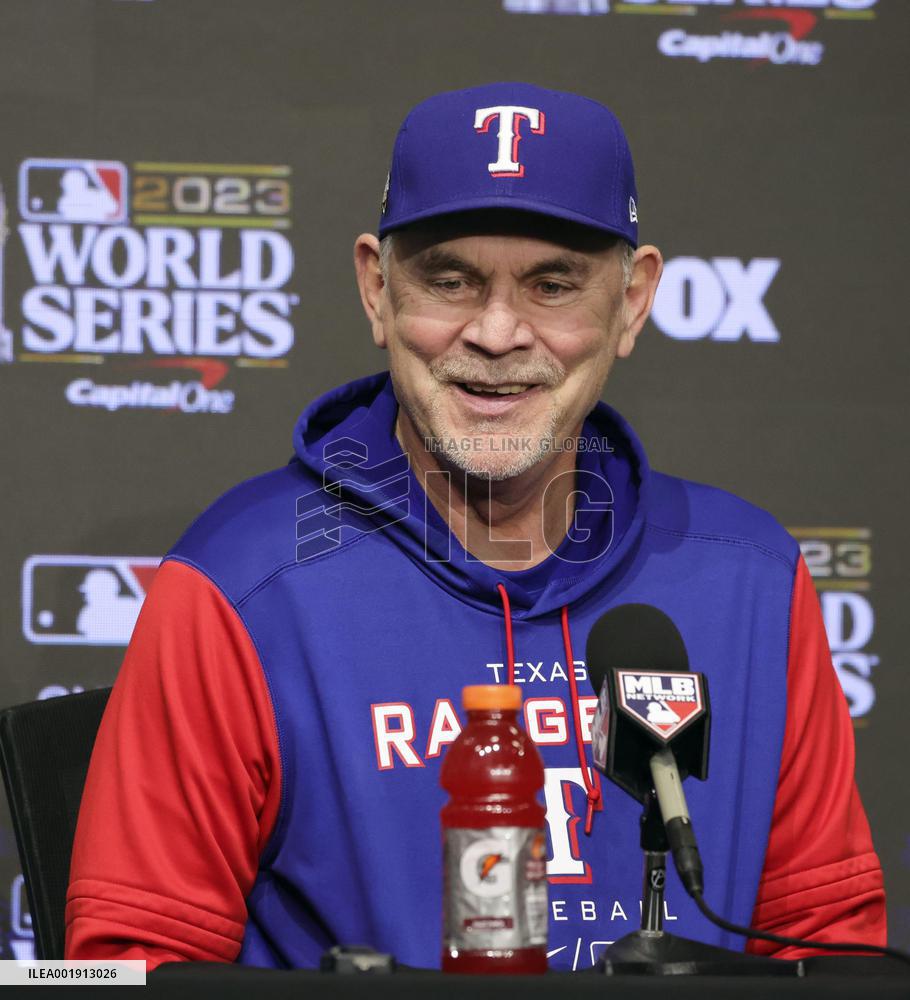 Baseball: Day before World Series opening